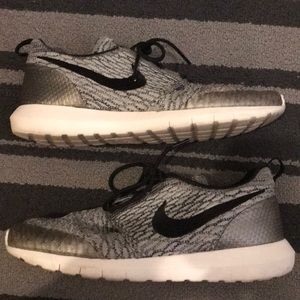 Nike NM Roshe Flyknit SE Wolf Grey